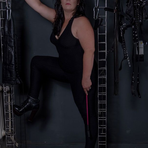 Miss Shiva Bitch - Foto 20 von 34