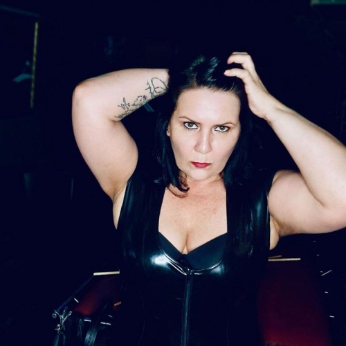 Miss Shiva Bitch - Foto 14 von 23