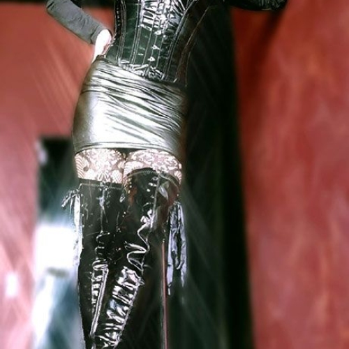 Lady Dana - Foto 46 von 77