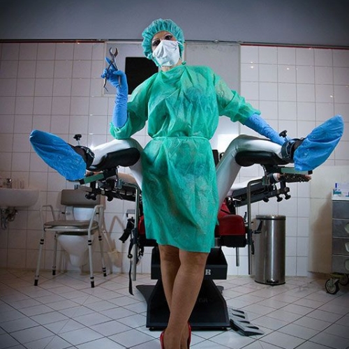 Bizarräztin Lady Dana - Foto 17 von 18