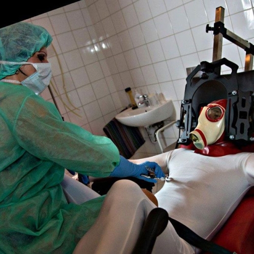 Bizarräztin Lady Dana - Foto 16 von 18