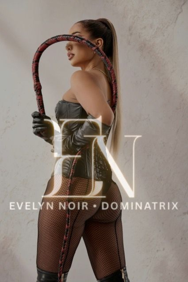 Evelyn Noir