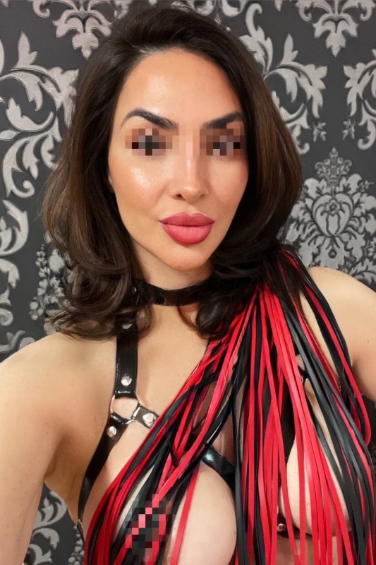 Mistress Dona