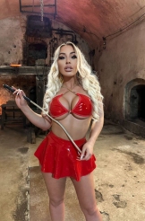 Sheela Sinner im Novem Viginti