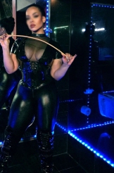 Neu im Novem Viginti: Lady Samantha Fox